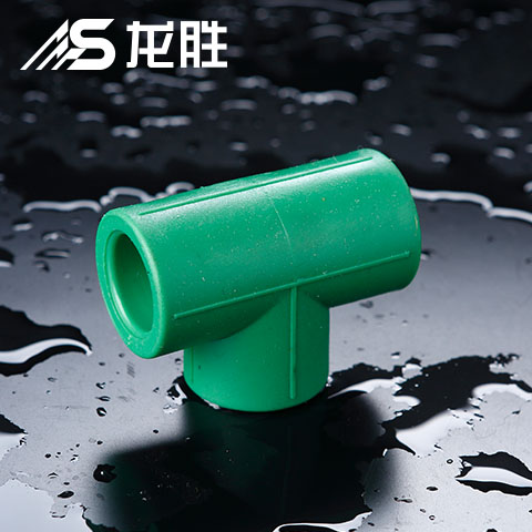 需要40個房間的酒店供熱水，應(yīng)該采用什么供水系統(tǒng)?